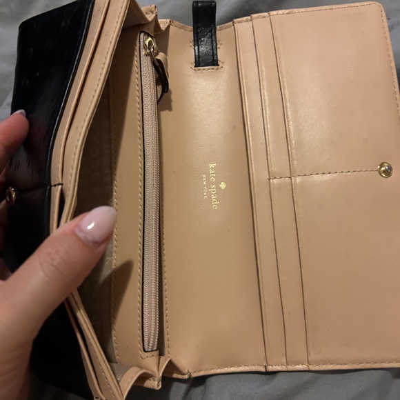 Black Leather Wallet - Picture 2 of 4